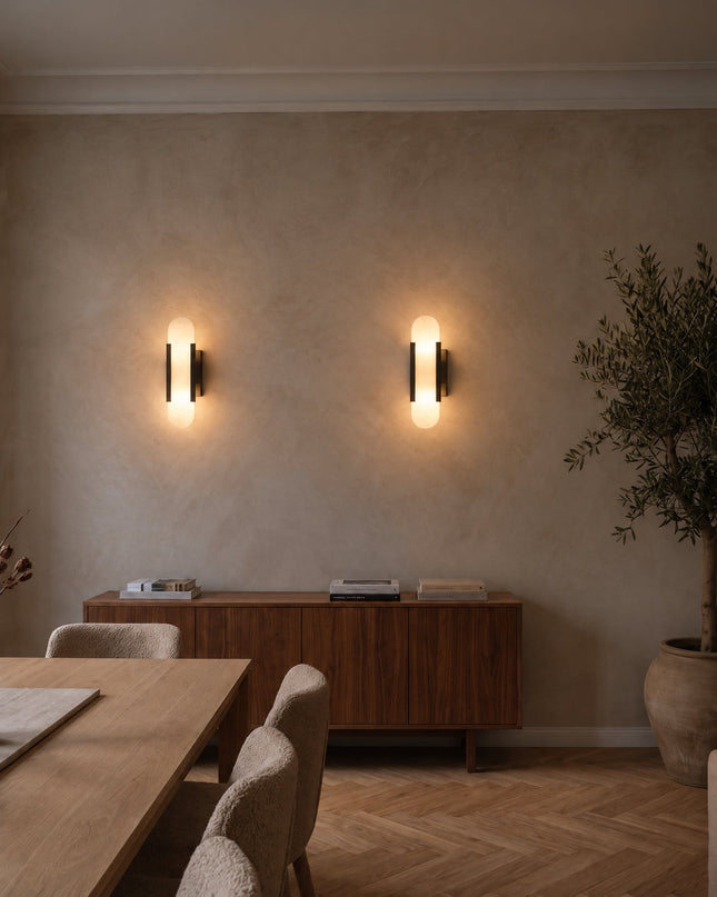 Vento Wandleuchte, zwei Leuchten über dem Sideboard im Esszimmer