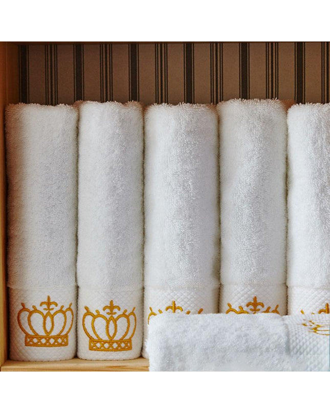 Kezaro Altamura hand towel featuring soft, absorbent 32x32cm fabric in neutral color for bathroom use.