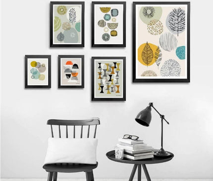 Kezaro Geom Canvas featuring a modern geometric design in bold black and white colors on 50x70cm canvas.