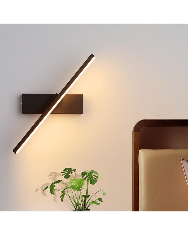 Rom Wandleuchte in Schwarz mit 6 W LED und natürlichem Licht in 4000 K.