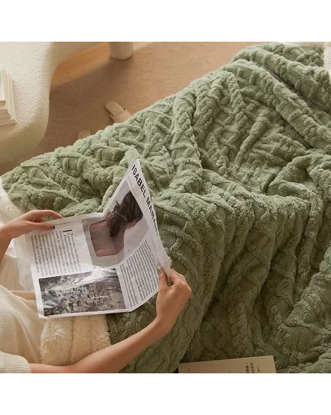 Kezaro Lamara Kuscheldecke in Lammwoll-Optik, dunkelbraun