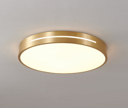 Kezaro Elios Deckenlampe aus Messing mit integrierter LED, runde Deckenleuchte mit drei Lichtfarben und modernem Design.