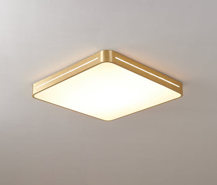 Kezaro Elios Deckenlampe aus Messing mit LED, runde Deckenleuchte in minimalistischem Design.