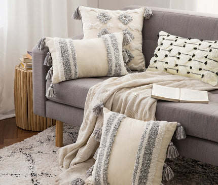 Kezaro Boho Kissenbezug with colorful patterned fabric, 45cm x 45cm decorative cushion cover on neutral background.