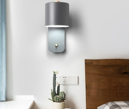 Kezaro Treviso Lampe in gray, modern table lamp with sleek design and cylindrical shade, suitable for contemporary home decor.