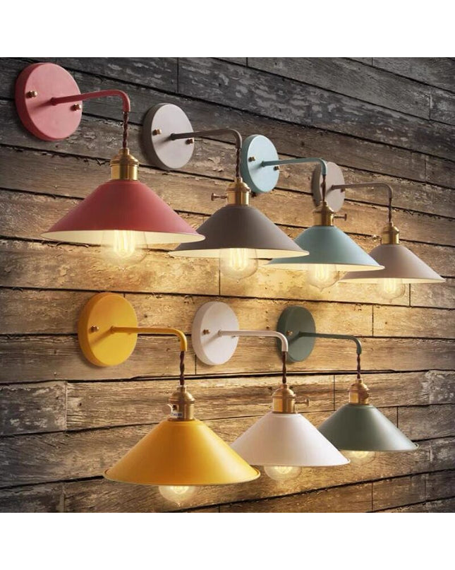 Green Venedig Lamp by Kezaro with intricate design, showcasing a stylish decorative lighting piece.