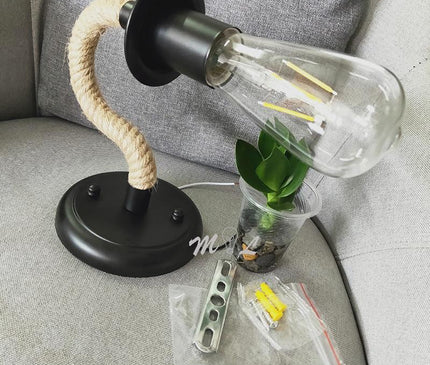 Kezaro Pescara Lampe without bulb, modern table lamp with sleek design and metallic finish, suitable for contemporary decor.