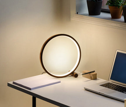 Kezaro Verona Lampe with black base and warm white shade, modern table lamp for stylish home lighting.