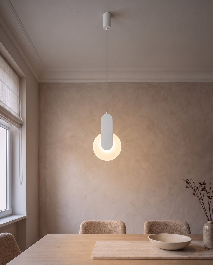 Nantes ceiling lamp in a dining room